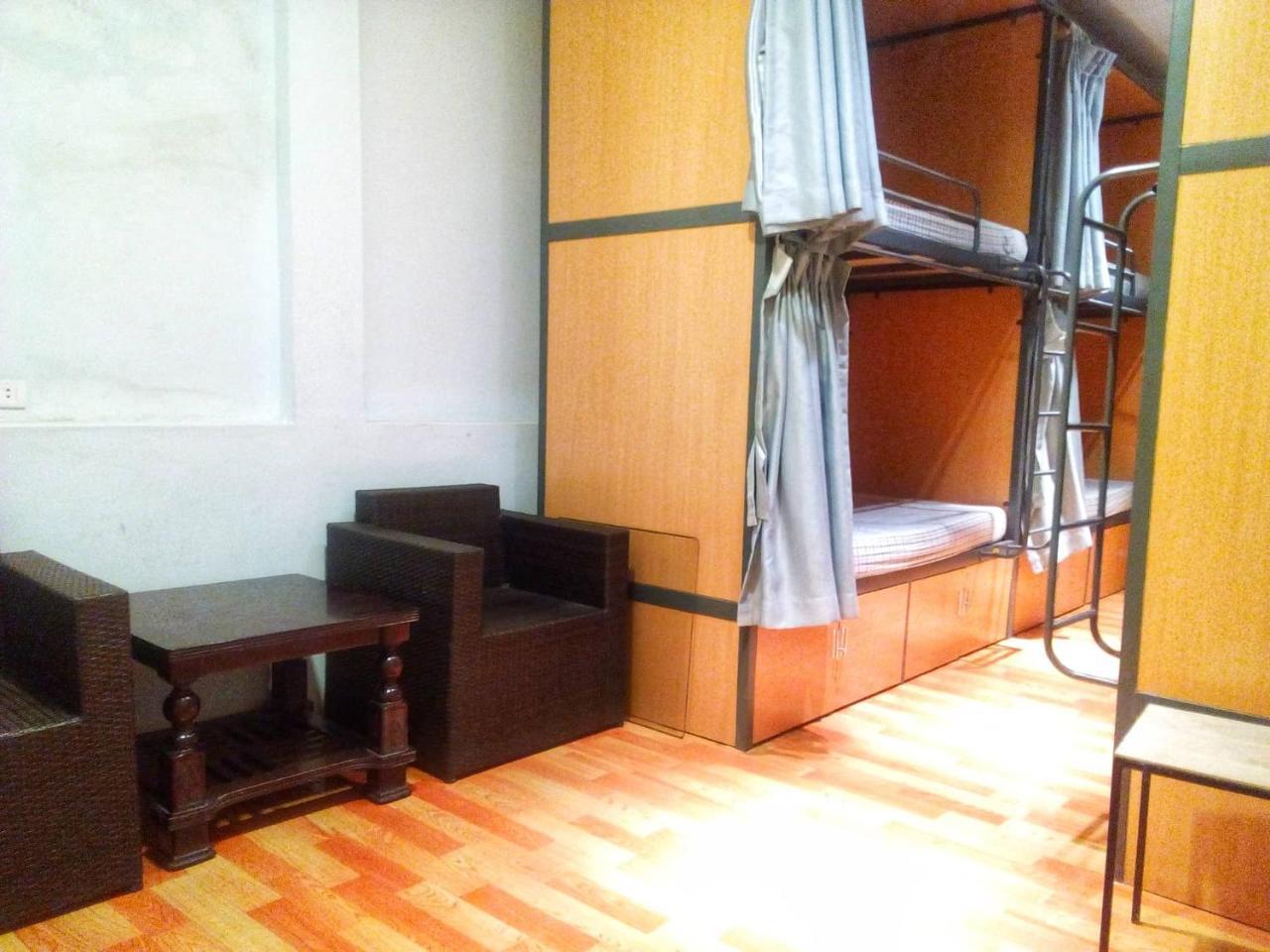 Golden Snake Hostel Ханой Екстер'єр фото